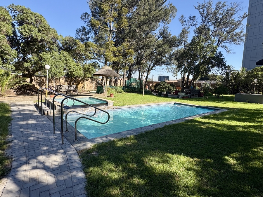 1 Bedroom Property for Sale in Townsend Estate Western Cape